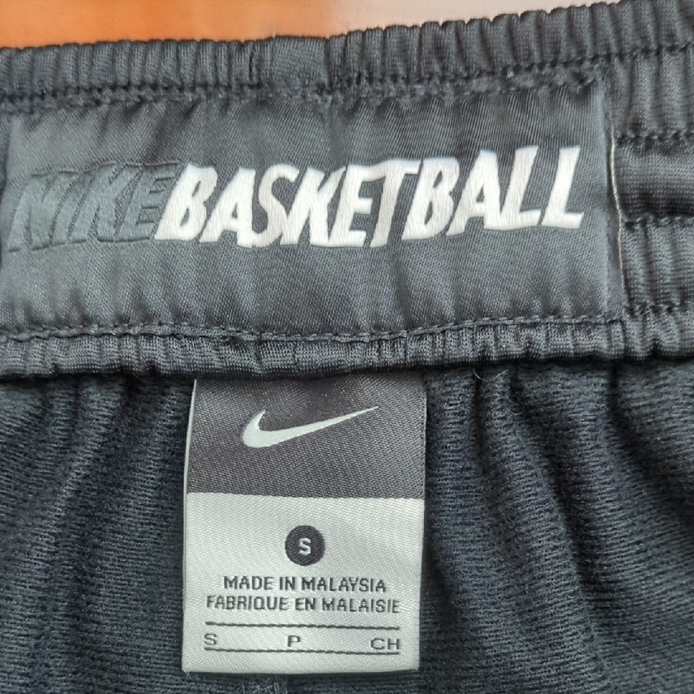 New Nike Mens Basketball Pants in Red and Black - Picture 2 of 10